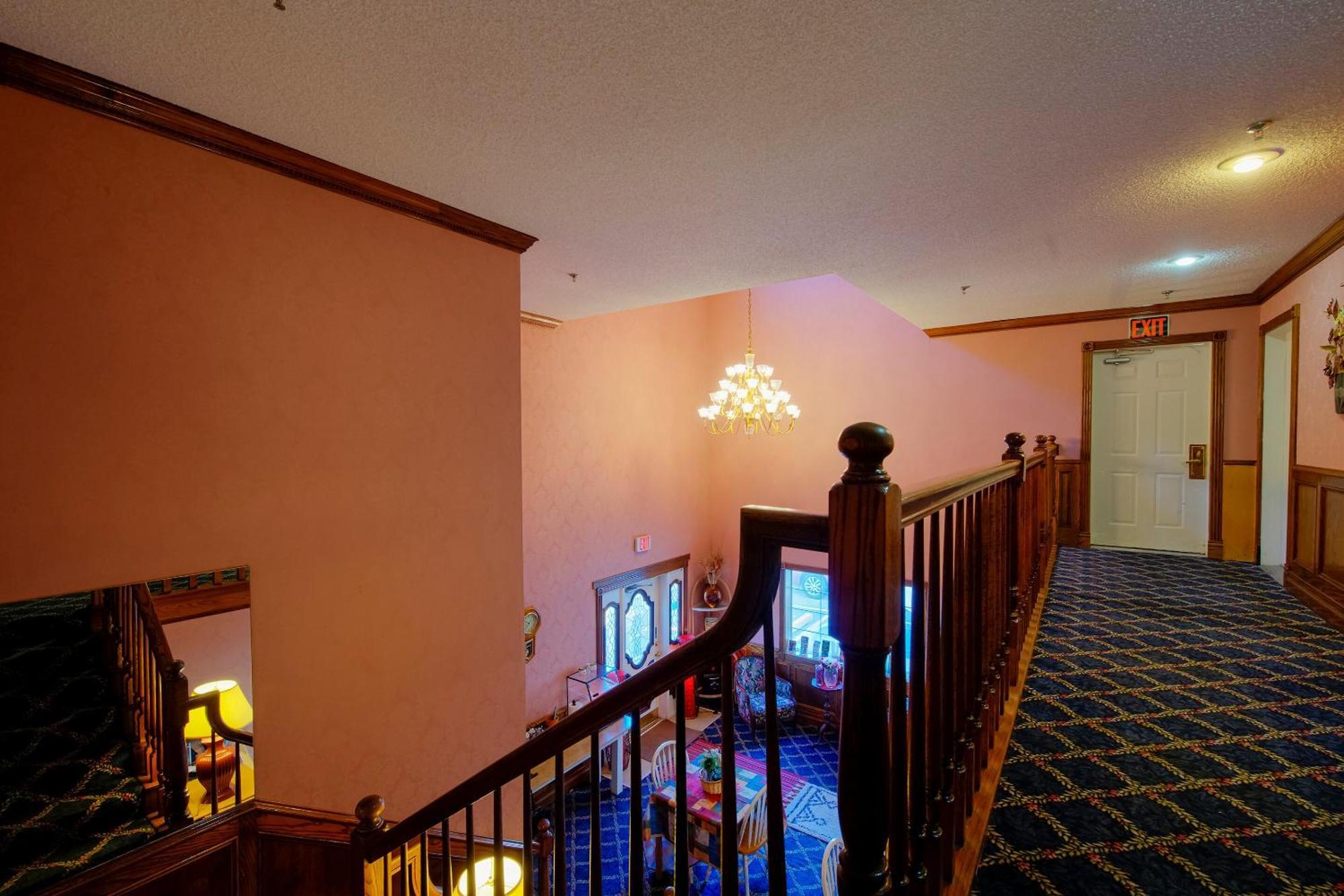 Hotel O Eureka Springs - Christ Of Ozark Area Екстериор снимка
