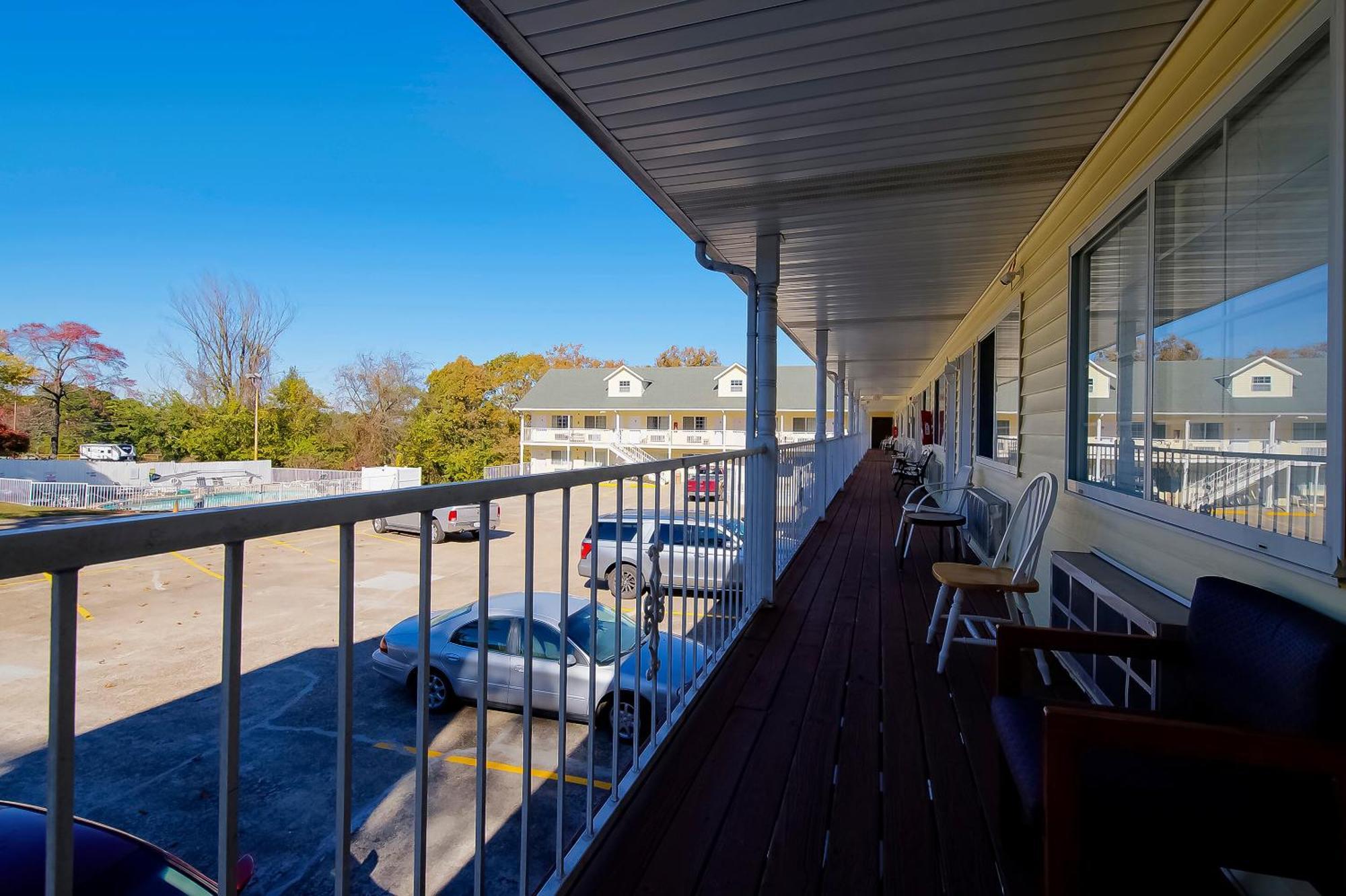 Hotel O Eureka Springs - Christ Of Ozark Area Екстериор снимка