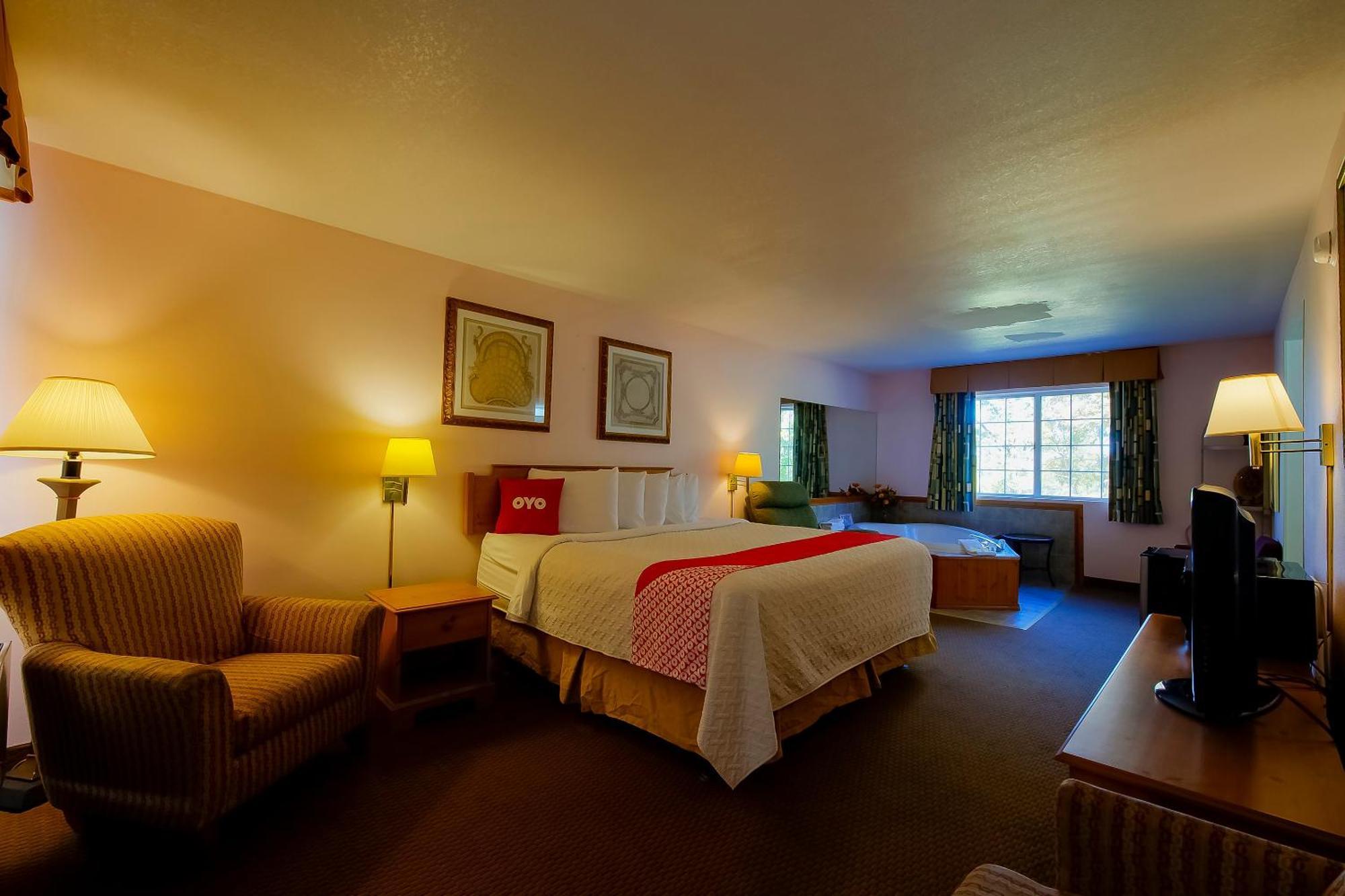 Hotel O Eureka Springs - Christ Of Ozark Area Екстериор снимка