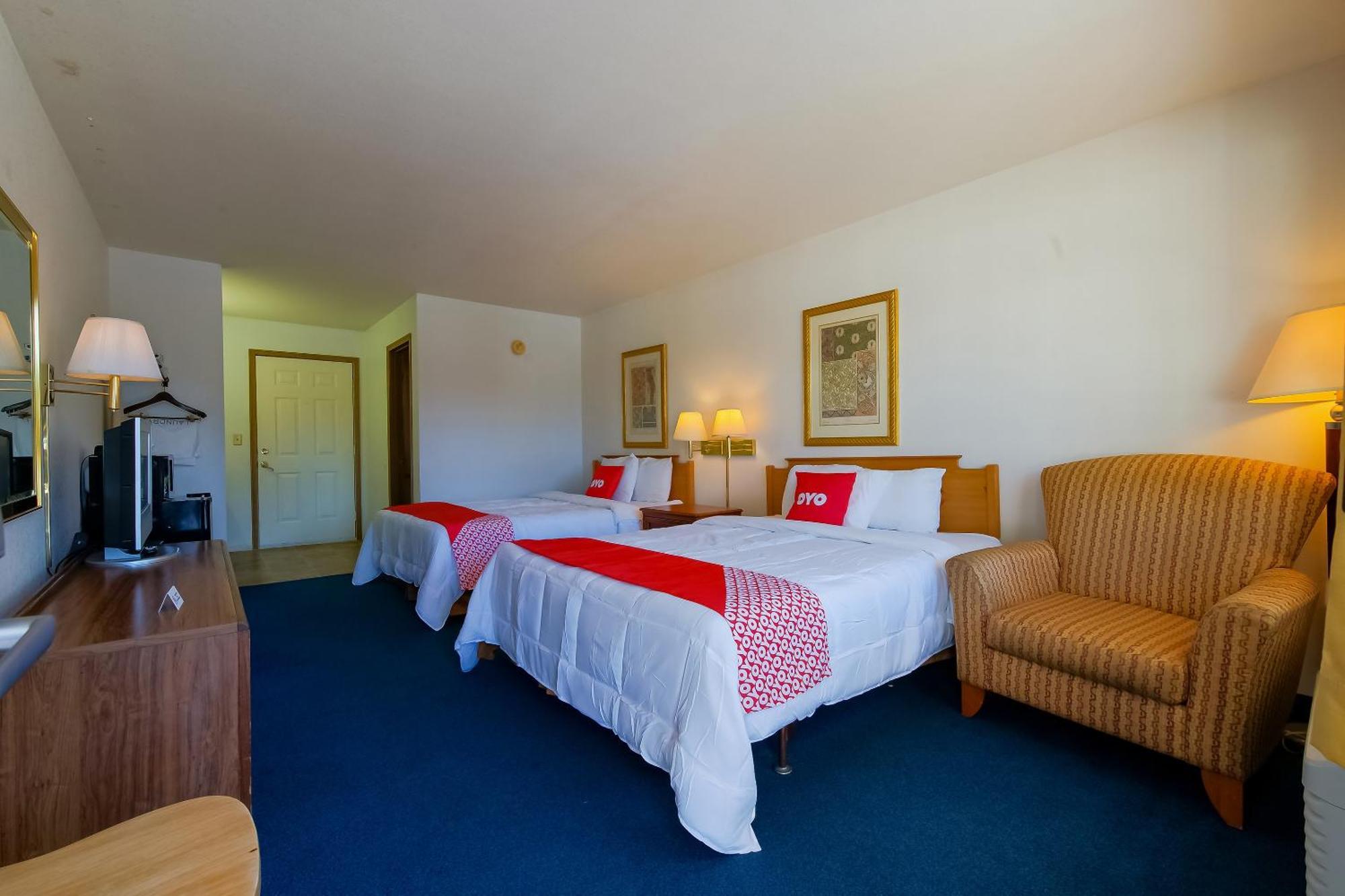 Hotel O Eureka Springs - Christ Of Ozark Area Екстериор снимка