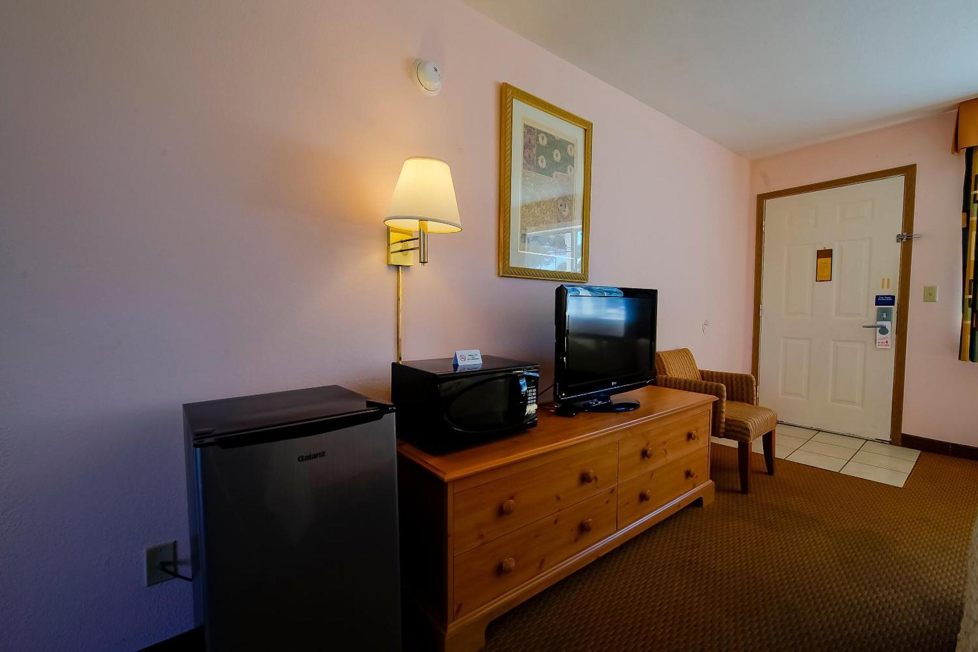 Hotel O Eureka Springs - Christ Of Ozark Area Екстериор снимка