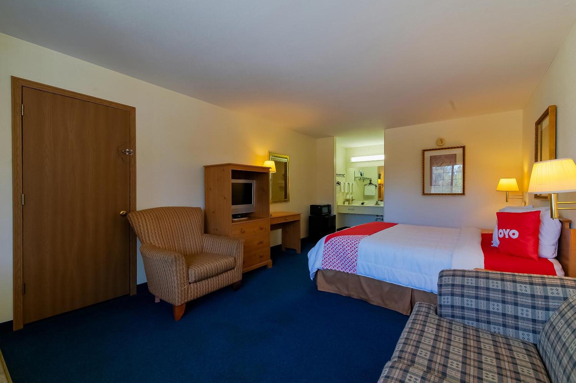 Hotel O Eureka Springs - Christ Of Ozark Area Екстериор снимка